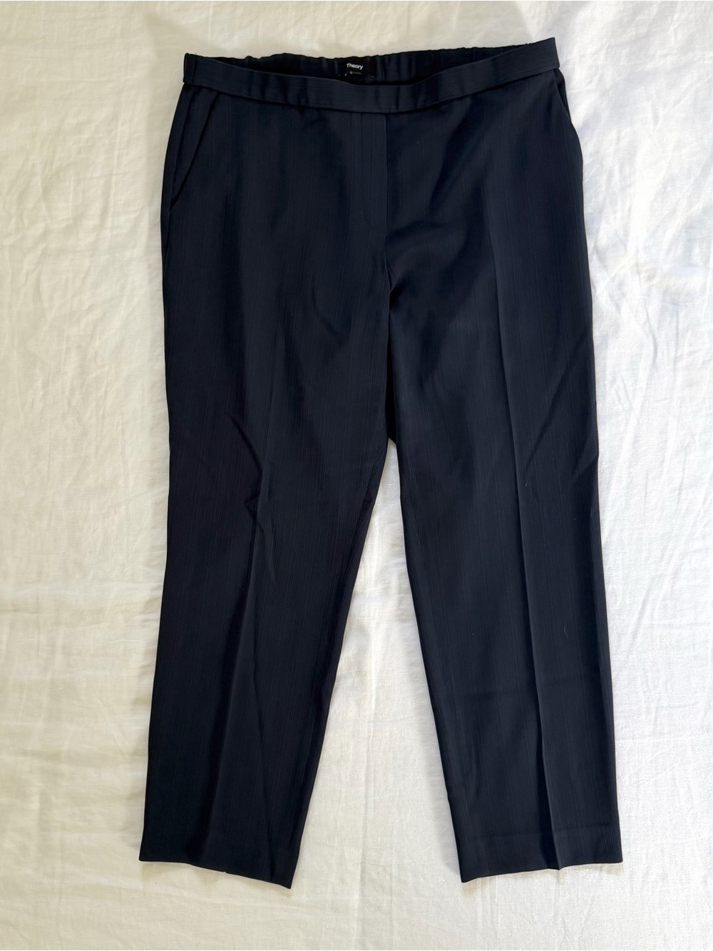 Theory Treeca Pull on Admiral Stripe Pant in Navy EUC